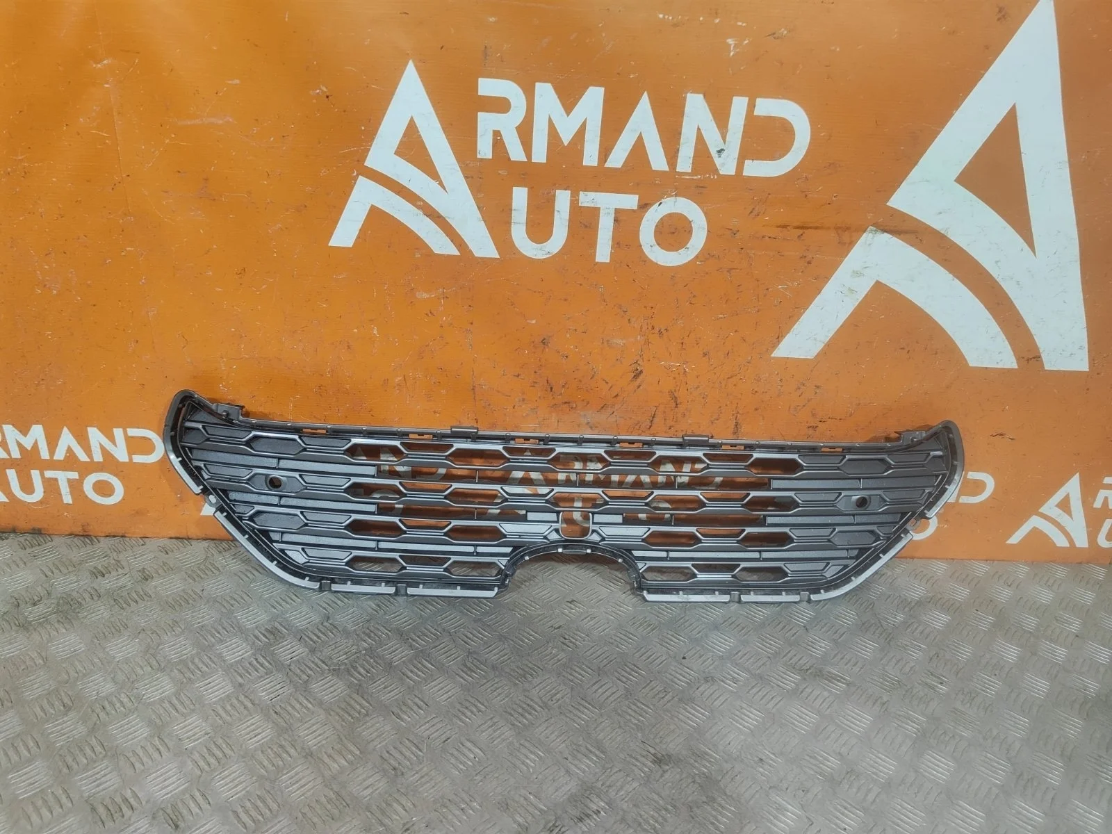 Решетка радиатора Toyota RAV4 2018-нв 5 XA50