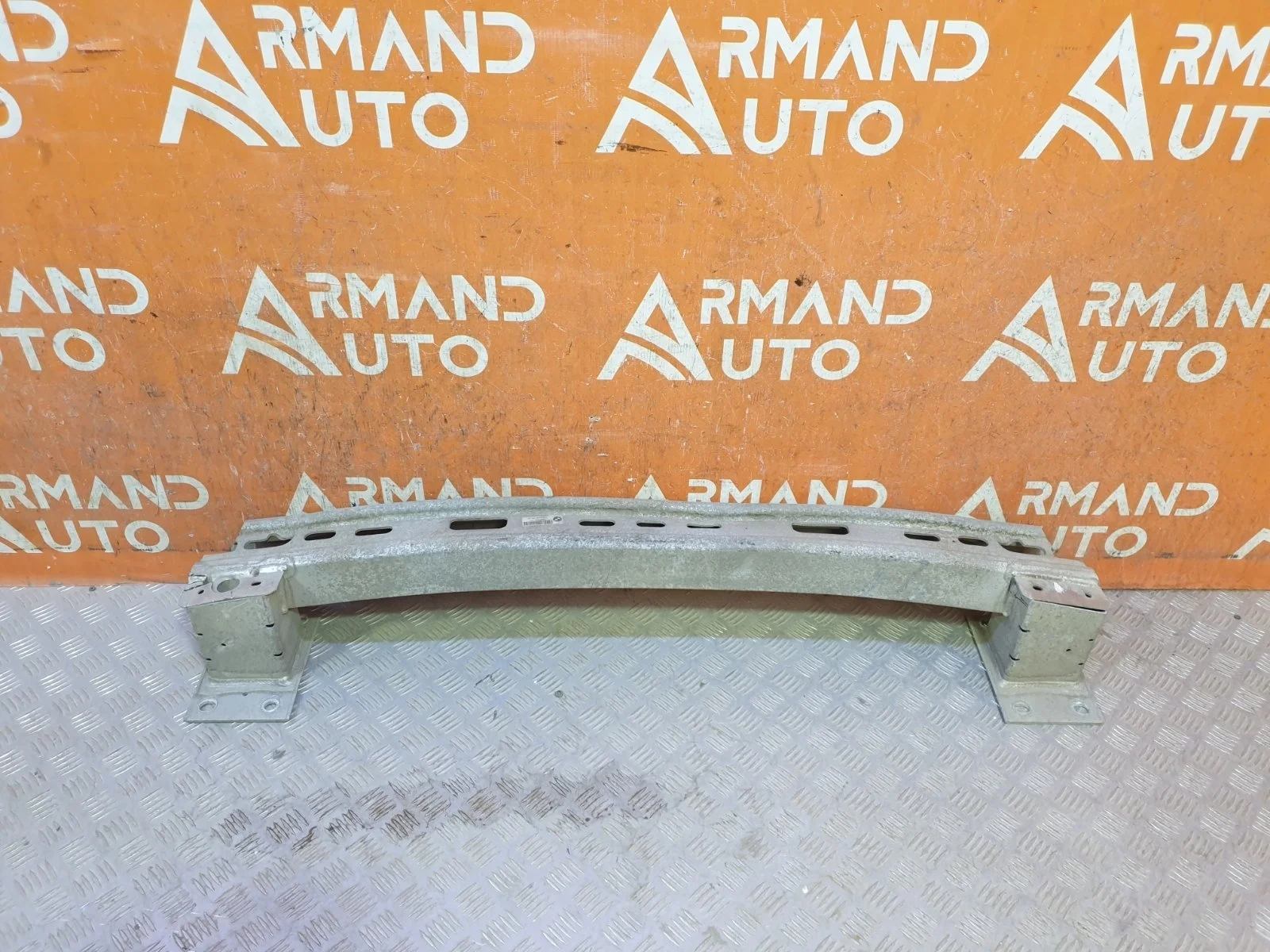 Усилитель бампера BMW X5 2013-2018 F15