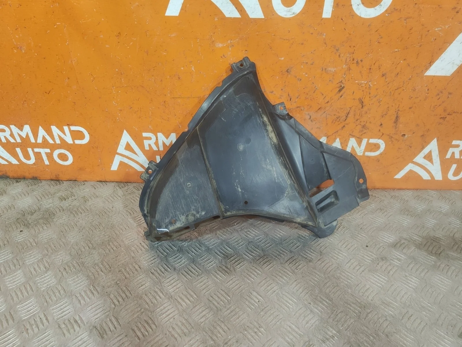 Пыльник бампера BMW 5 series 2016-2020 G30 G31