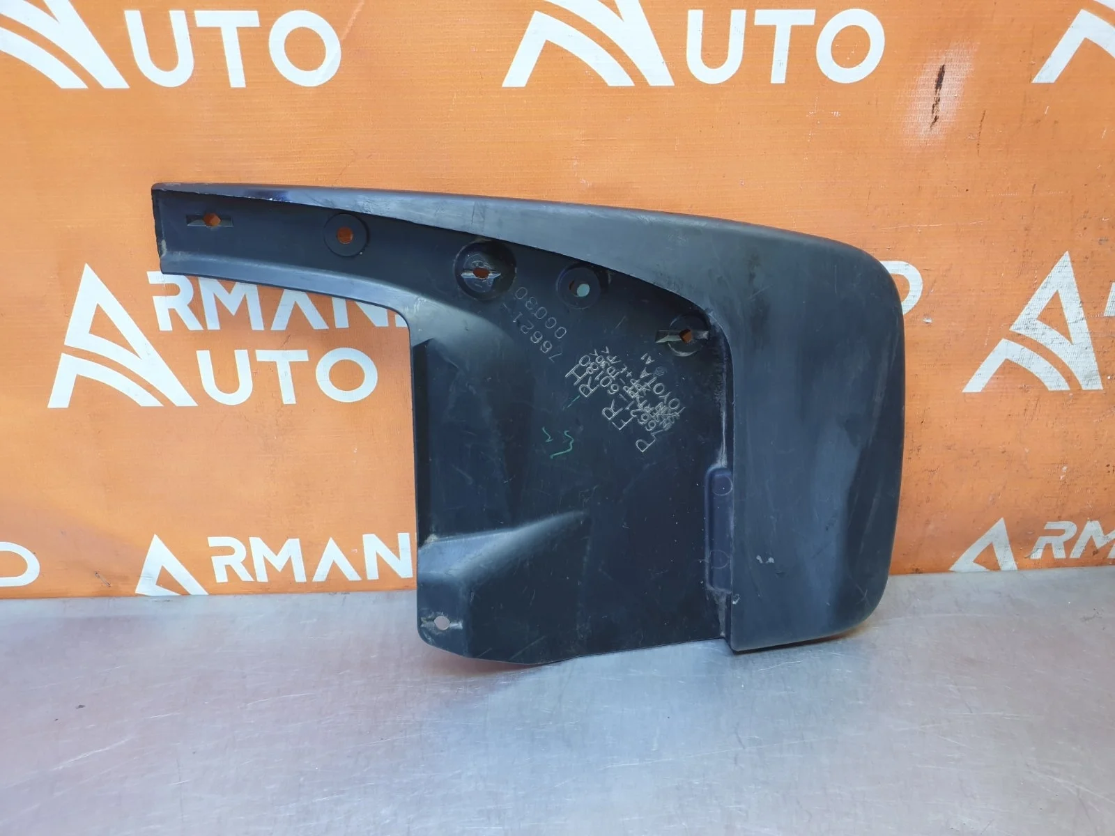 Брызговик Toyota Land Cruiser Prado 2009-нв 150