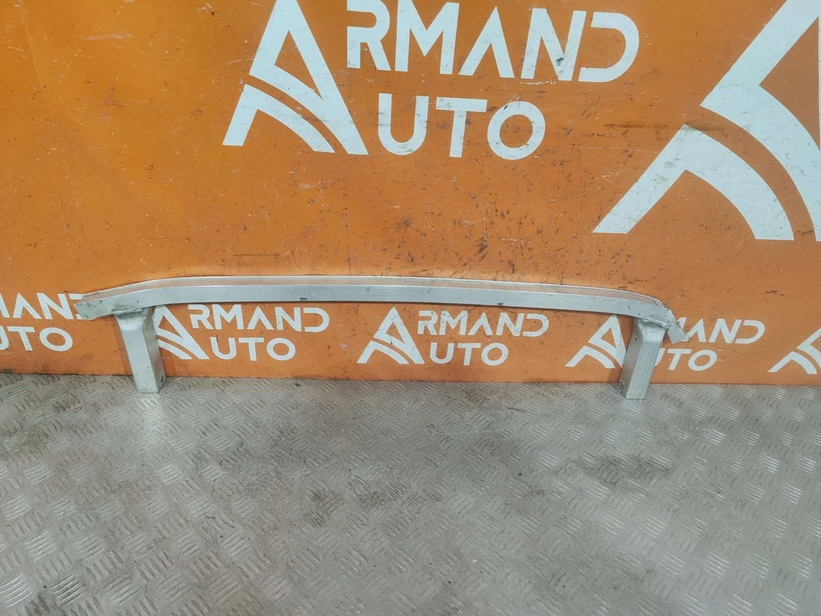 Усилитель бампера нижний BMW X3 2017-нв G01