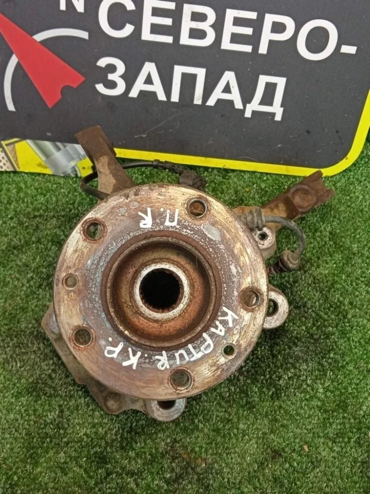 Кулак поворотный Renault Kaptur 2019 8200881916 HHA H4M429, передний правый