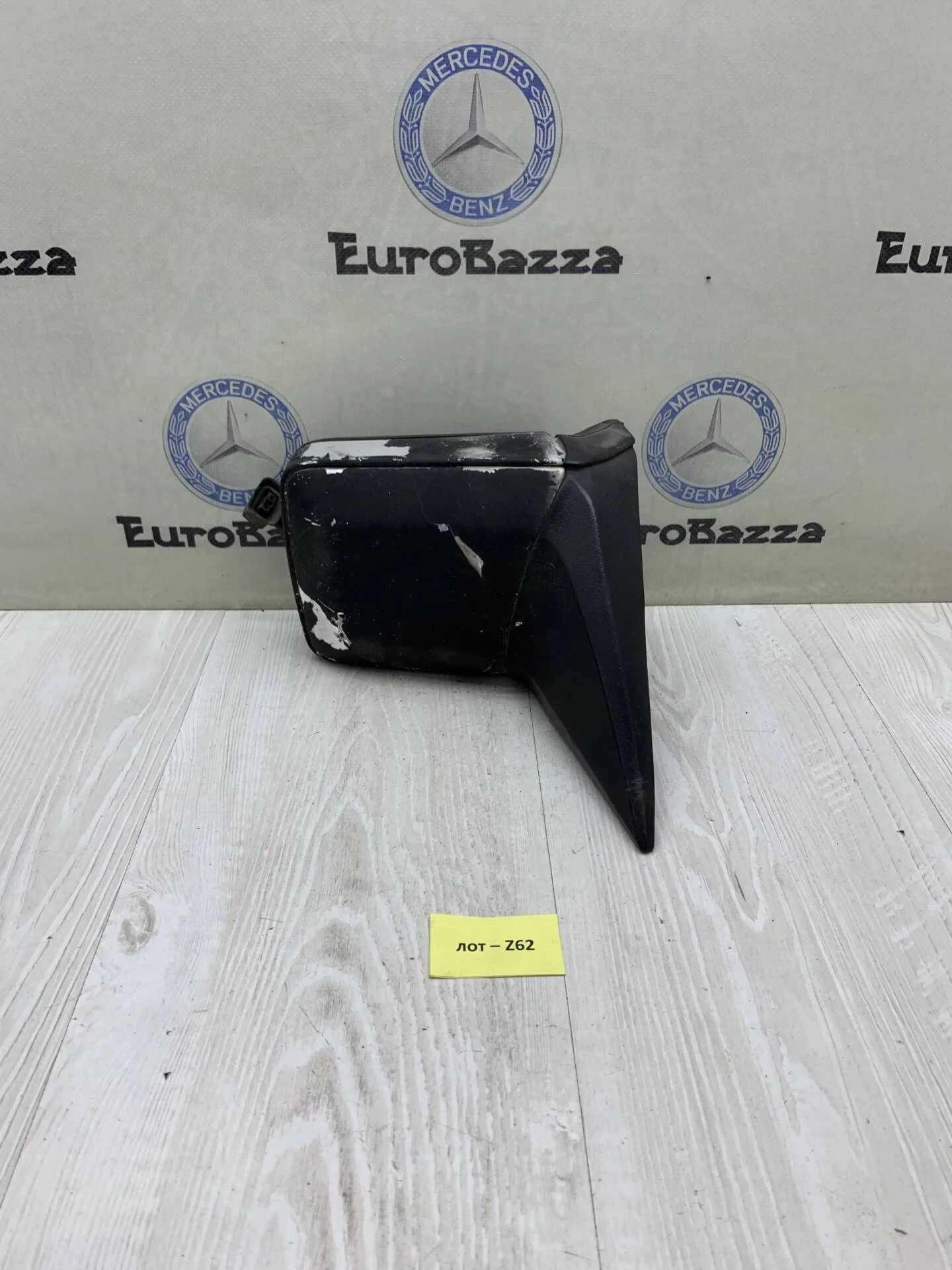 Зеркало заднего вида правое Mercedes W201