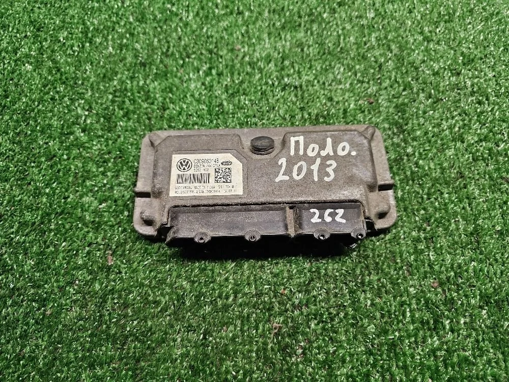 Блок управления двигателем Volkswagen Polo 5