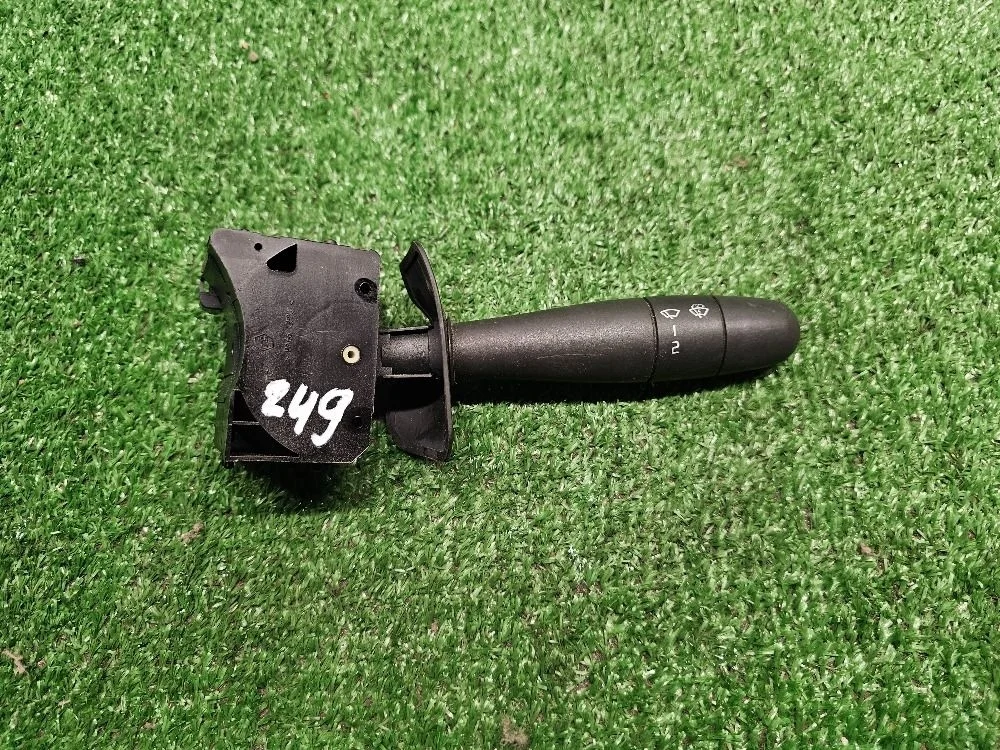 Подрулевой переключатель дворников Renault Logan