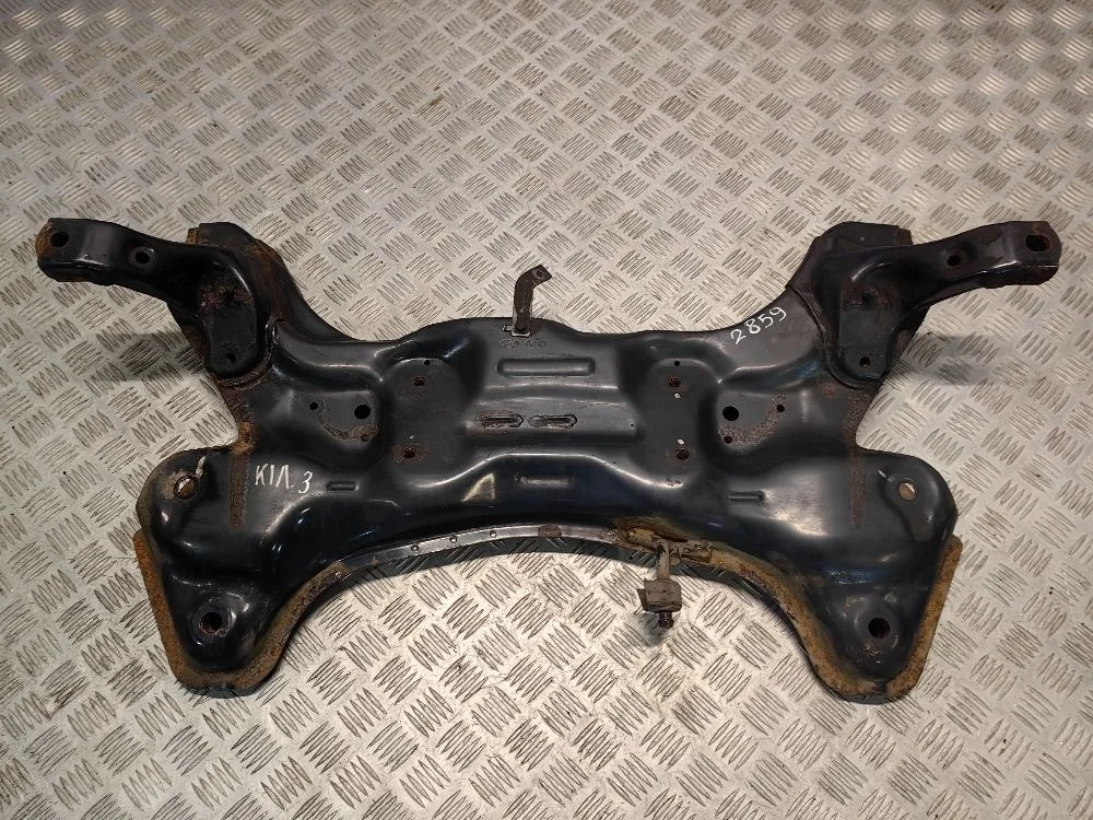 Подрамник передний Kia Rio III