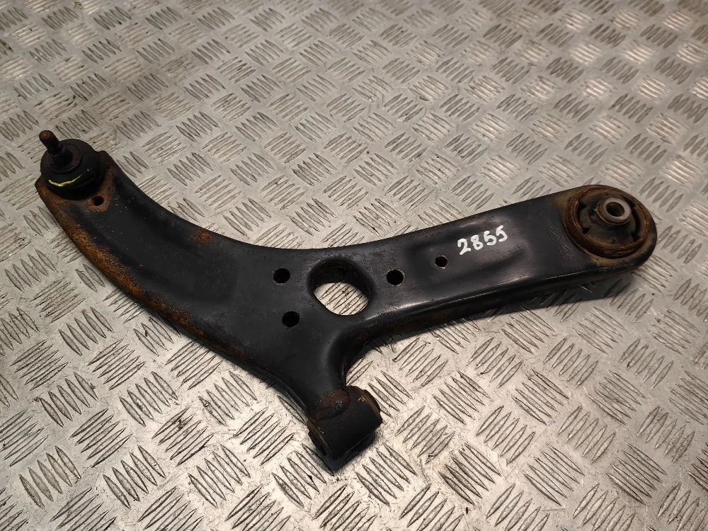 Рычаг передний правый Kia Rio III