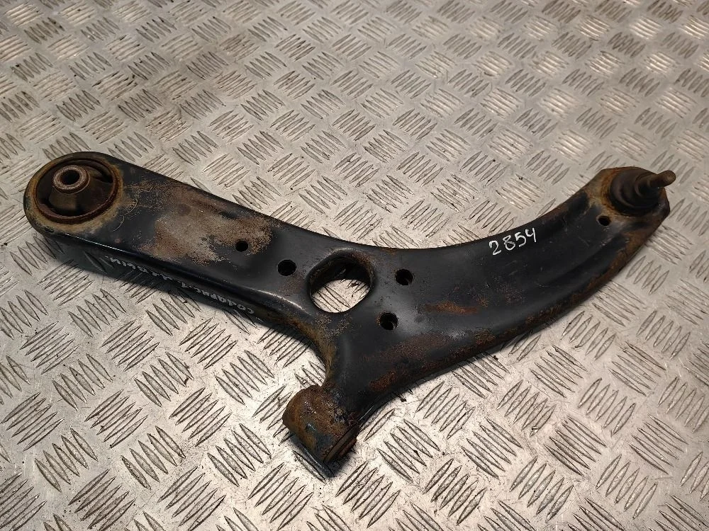 Рычаг передний левый Hyundai Solaris