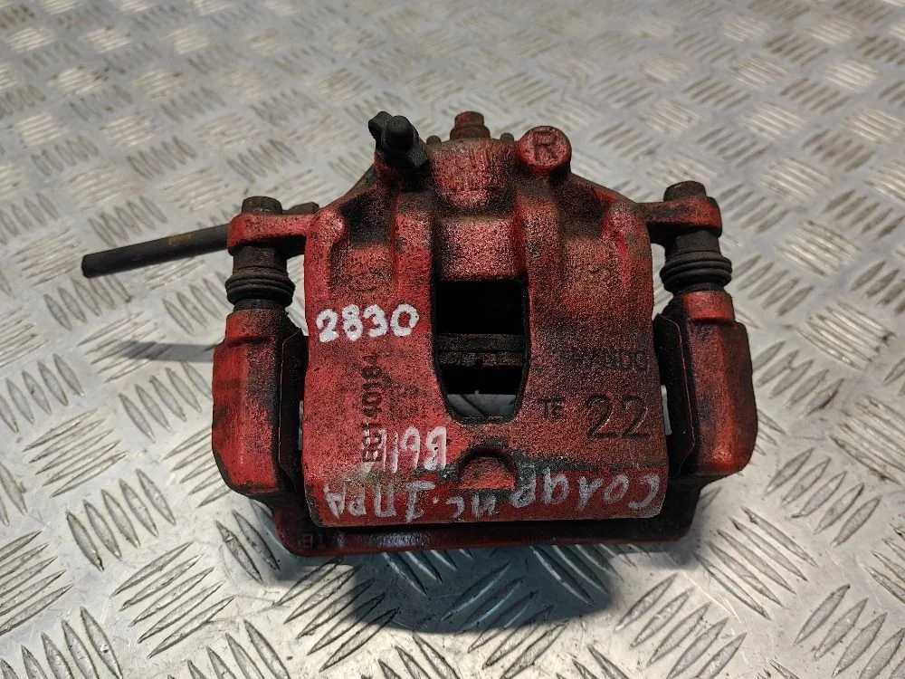 Суппорт Hyundai Solaris передний правый