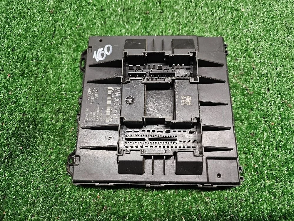 Блок комфорта Volkswagen Polo (Mk5) V