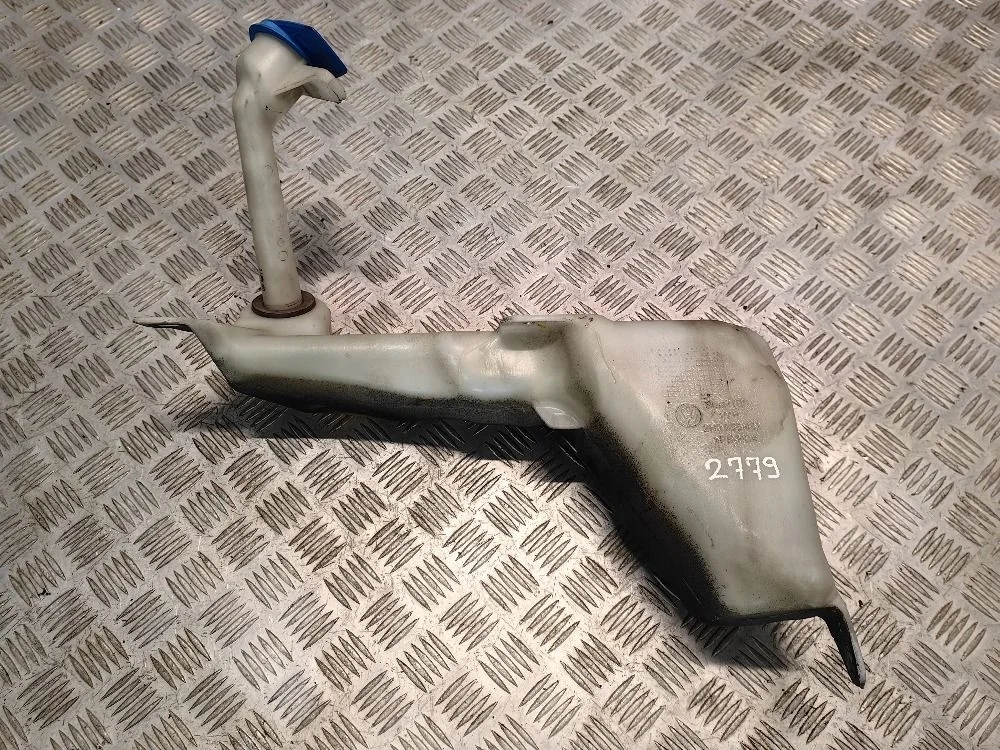 Бачок омывателя Volkswagen Amarok