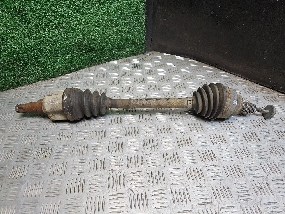 Привод левый в сборе на Ford Focus 2 1.6 MT