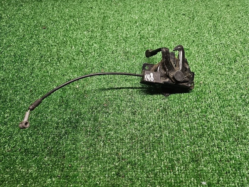 Замок капота Hyundai Solaris