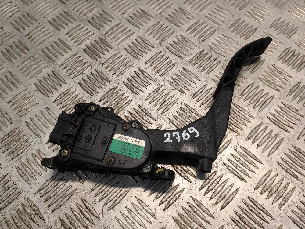 Педаль газа Skoda Fabia II