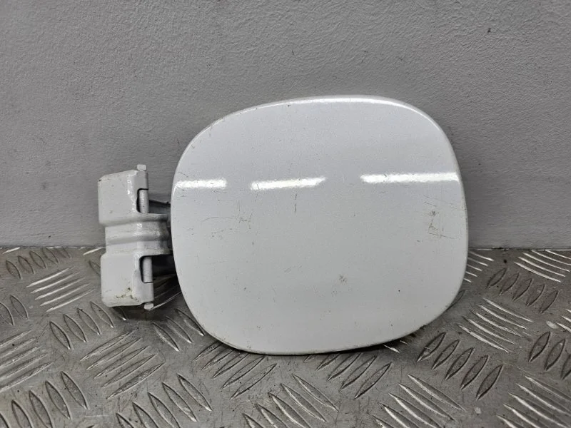 Лючок бензобака Mitsubishi Outlander XL CW