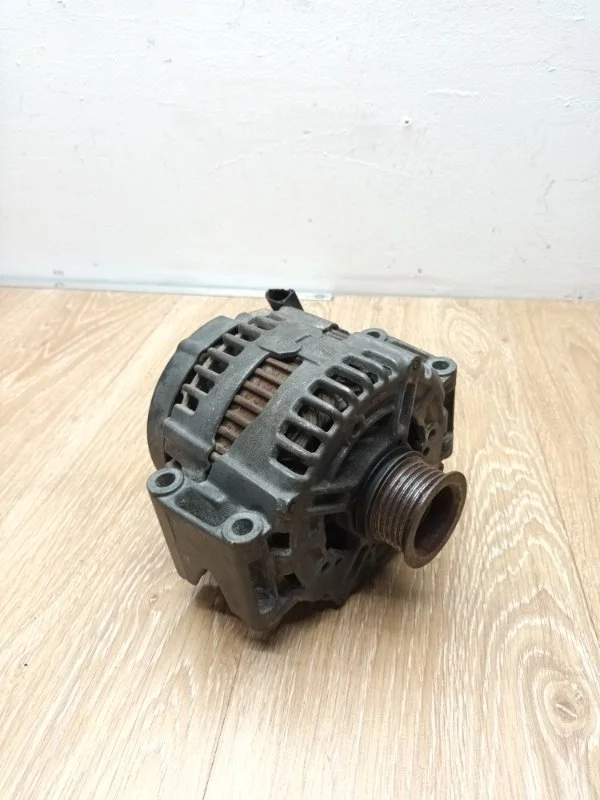 Генератор Mercedes W204