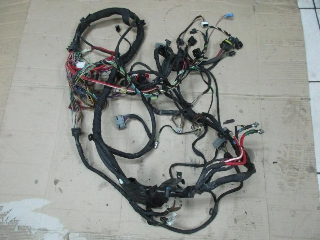 Проводка подкапотная Mercedes-Benz