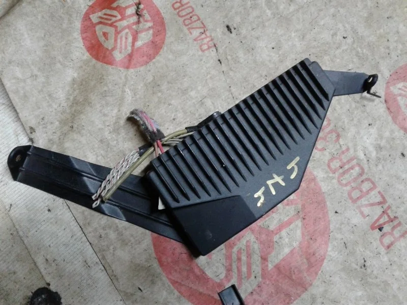 Усилитель звука Volvo S60 2004 RS