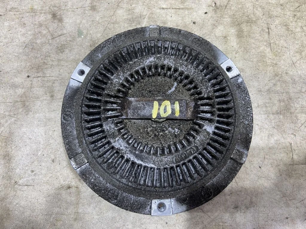 Вискомуфта с помпой  BMW X5 E53 3.0 M54 B30