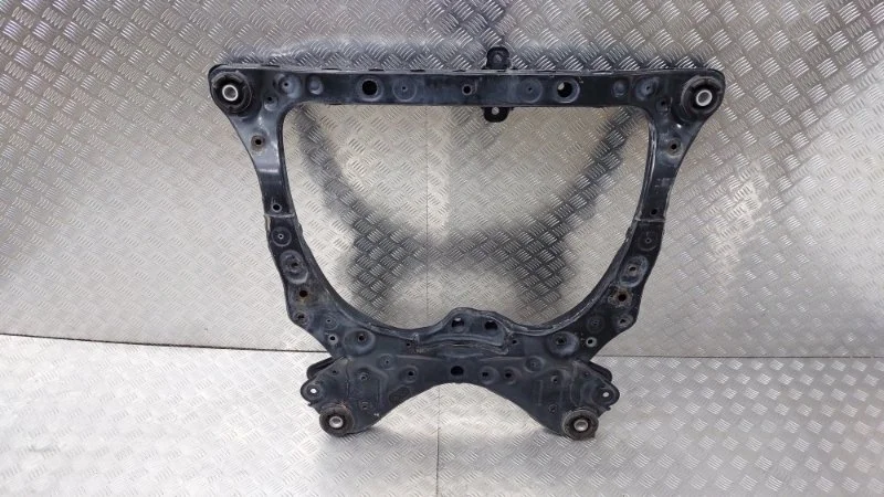 Подрамник Toyota Camry 2020 70