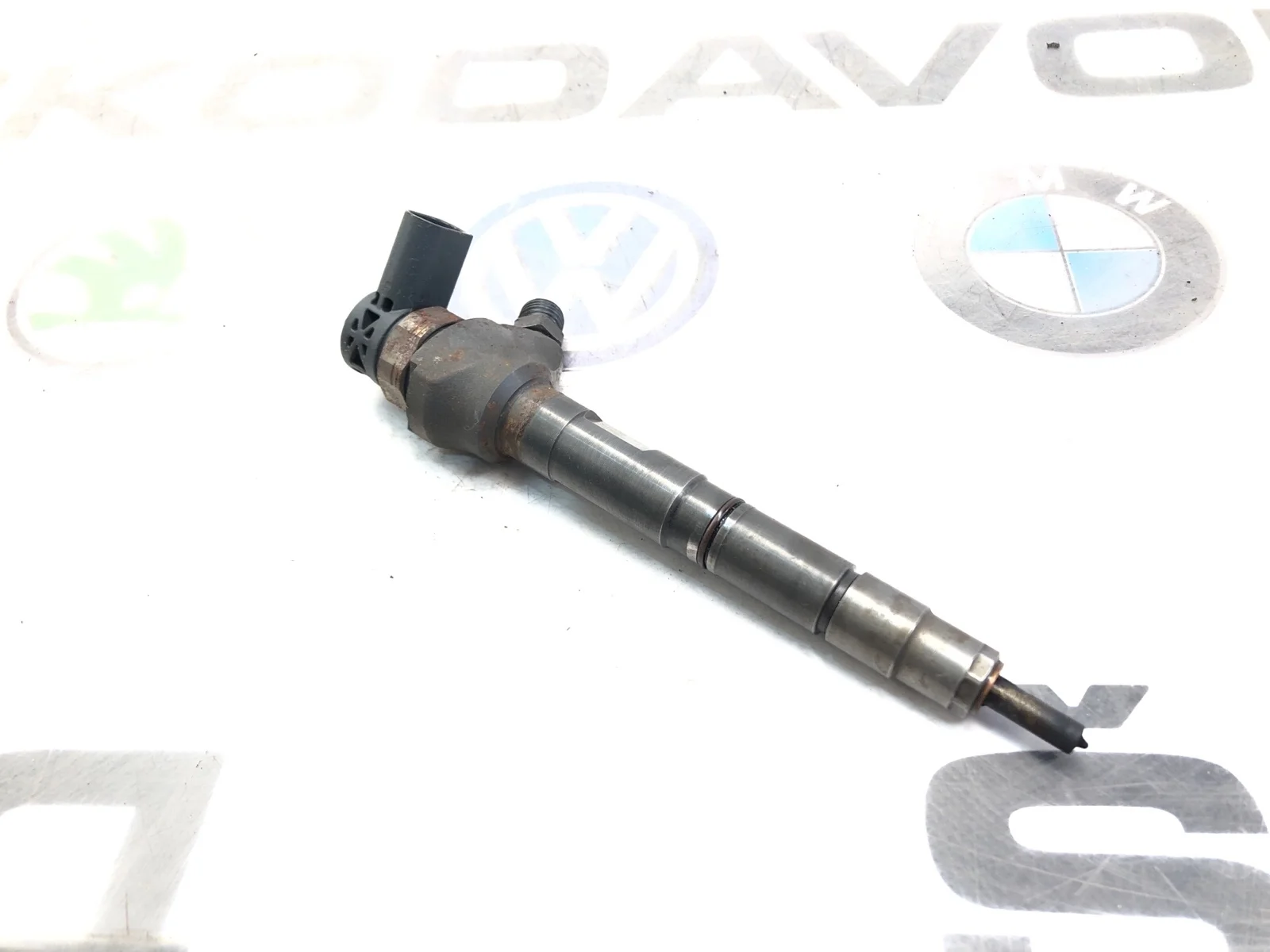 Топливная форсунка Skoda Yeti 2014 03L130277Q 5L 2.0 CFHC