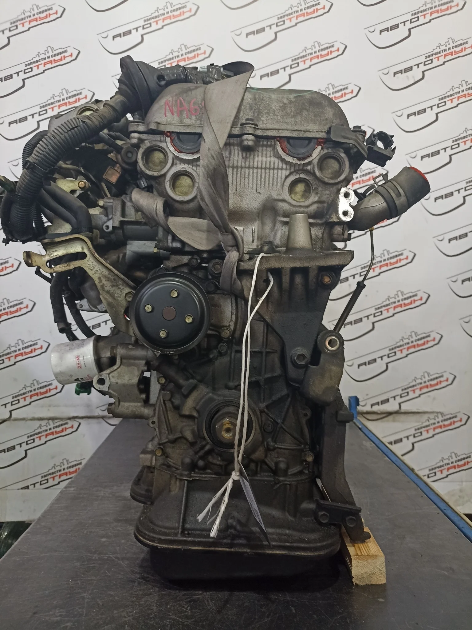 Двигатель NISSAN SR20-DE ... PRIMERA CAMINO R'NESSA RASHEEN SERENA TINO ... PC24 PM11 PM12 PW11 WHP11 МАСЛ ФИЛЬТР НАЗАД ВПУСК ВВЕРХ EGR 2WD 101024N0M0 NA6823-174502B