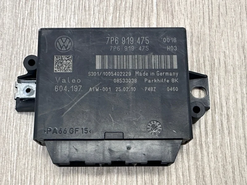 Блок управления парктрониками VW Touareg 2 2010-2018 7P