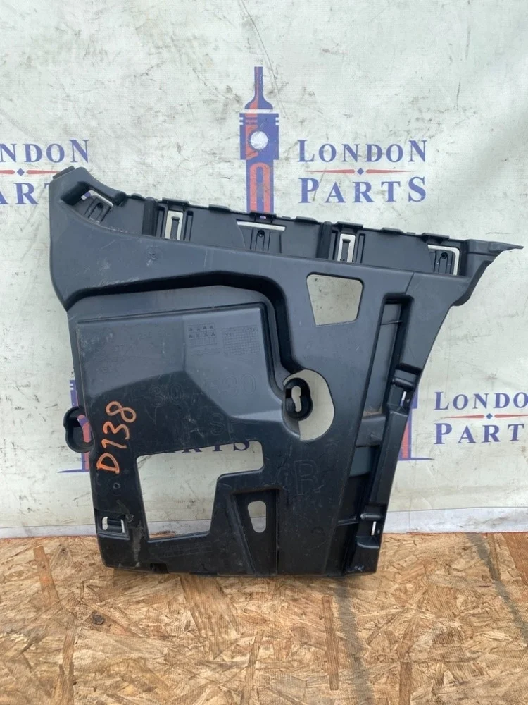 Кронштейн крепления бампера BMW F30