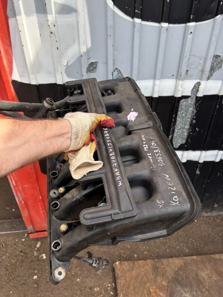 Коллектор впускной BMW X5 3.0i 2004 E53