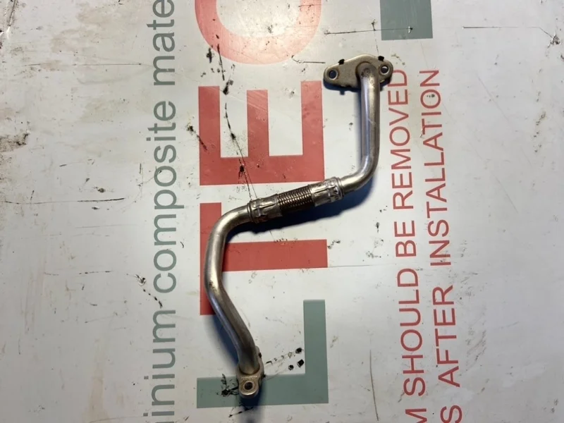 Трубка слива масла с турбины BMW X6 03C145735F B57D30