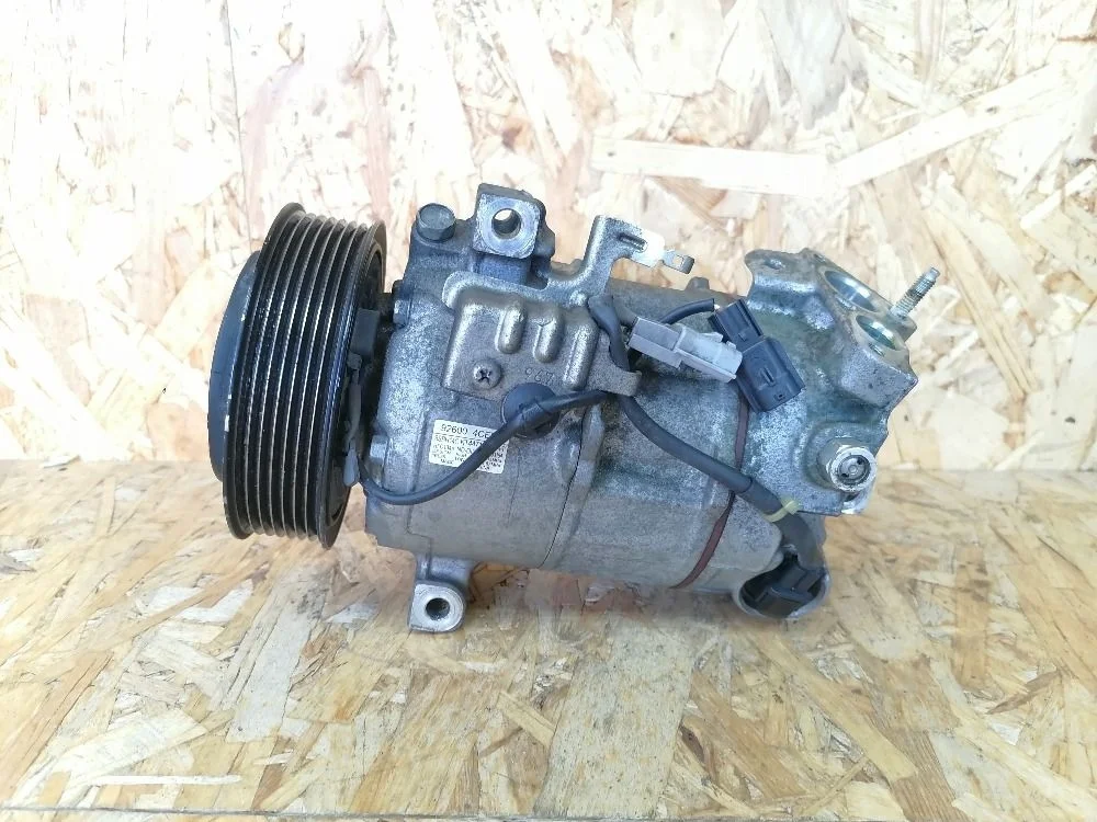 Компрессор кондиционера Nissan Qashqai II (2013—2019) 926004EF0A