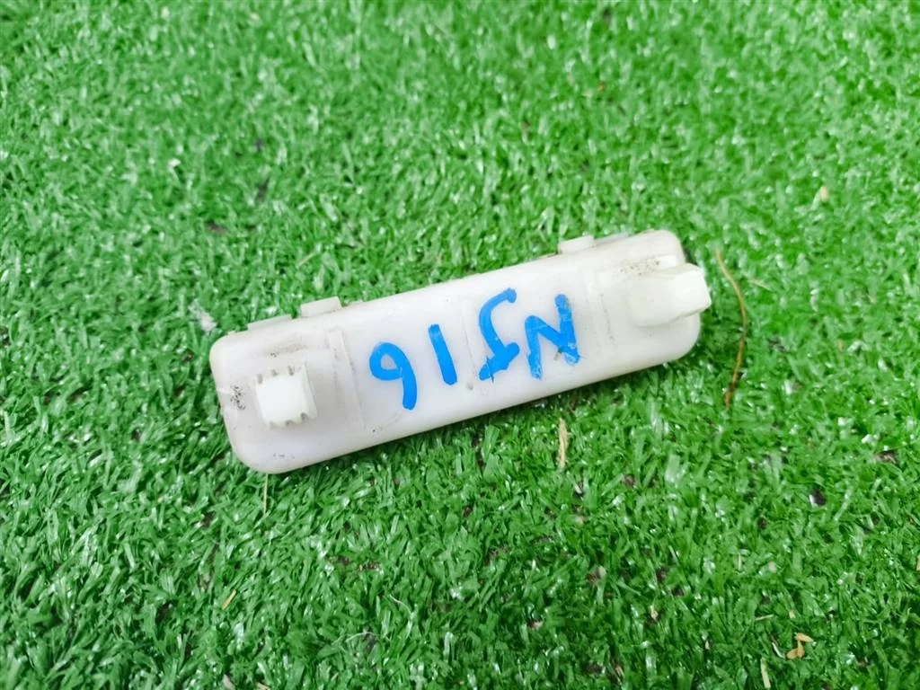 Б.у. крепление бампера зад NISSAN QASHQAI J10 NISSAN QASHQAI J10