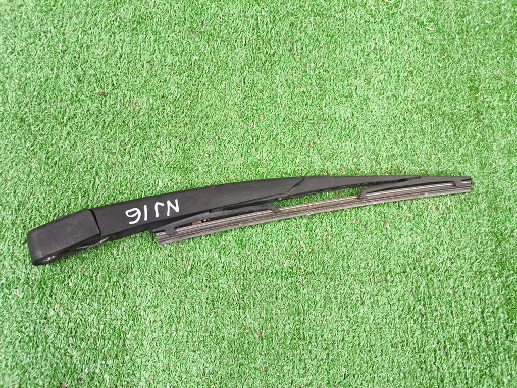 Б.у. поводок стеклоочистителя NISSAN QASHQAI J10 NISSAN QASHQAI J10