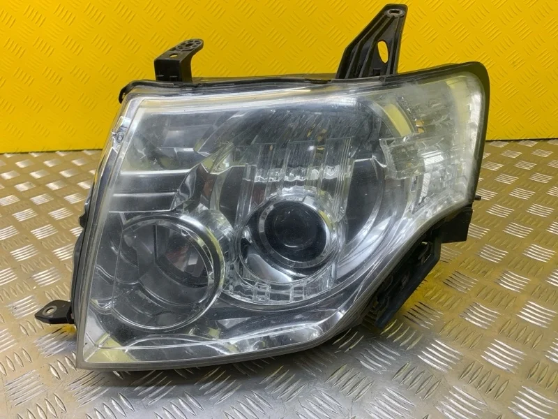 Фара левая Mitsubishi Pajero Iv (2006-2019) 2007 8301A895 ВНЕДОРОЖНИК 3.8 I