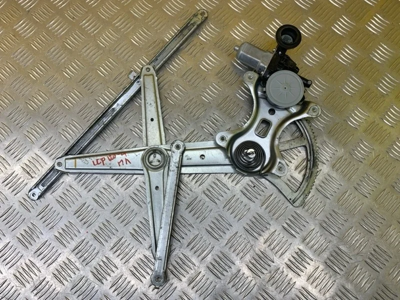 Стеклоподъемник электр. передний левый Toyota Land Cruiser Prado 120 (2002-2009) 2008 6980258010 ВНЕДОРОЖНИК 4.0 I 1GRFE