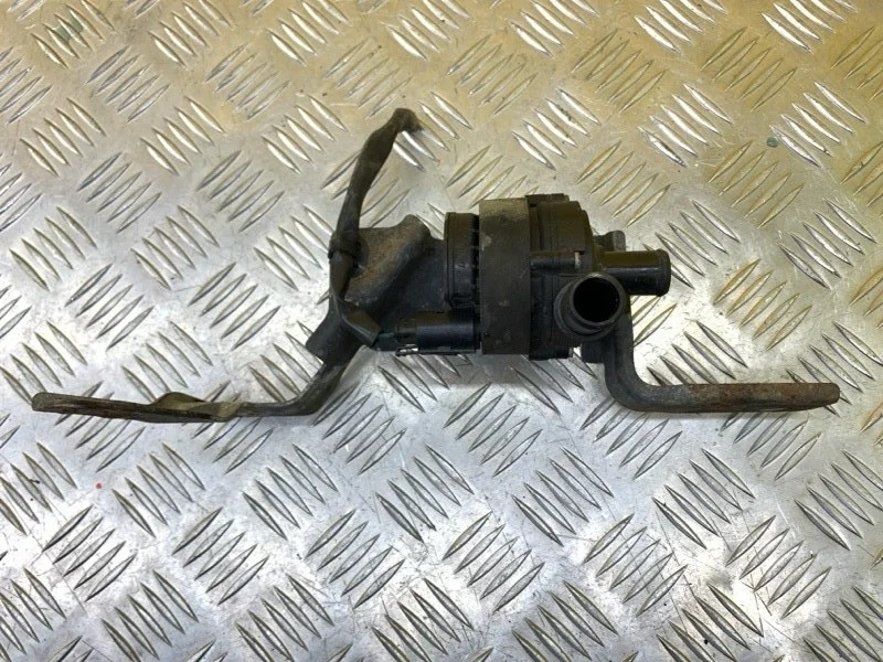 Насос антифриза дополнительный Infiniti Fx 30D ( 2002-2013) 2010 144B0JG70A 3.0 D V9X