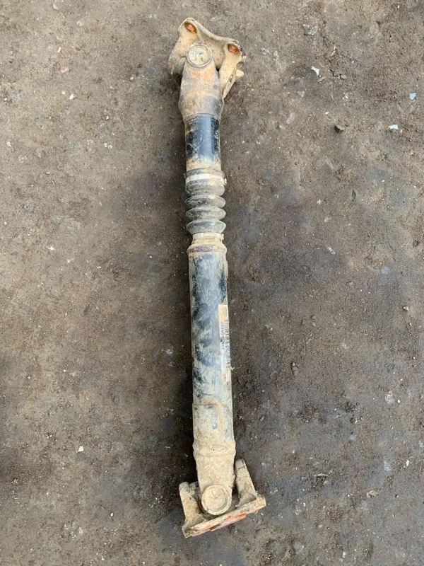 Карданный вал передний Toyota Hilux (2005-2015) 2012 371400K062 ПИКАП 2.5 D 2KDFTV