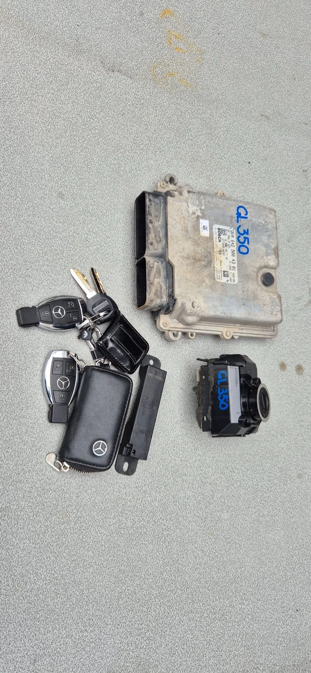 Блок управления двигателем  Mercedes Benz GL 166