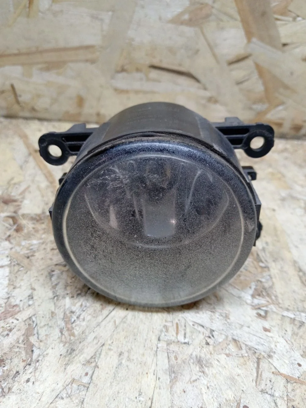 Фара противотуманная Nissan Pathfinder III рестайлинг (2010—2014) 2012 KL0 - SILVER METALLIC