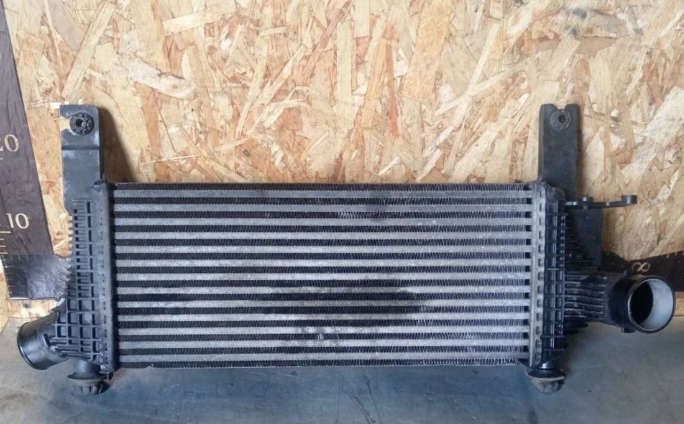 Интеркулер Nissan Pathfinder III рестайлинг (2010—2014) 2012 KL0 - SILVER METALLIC