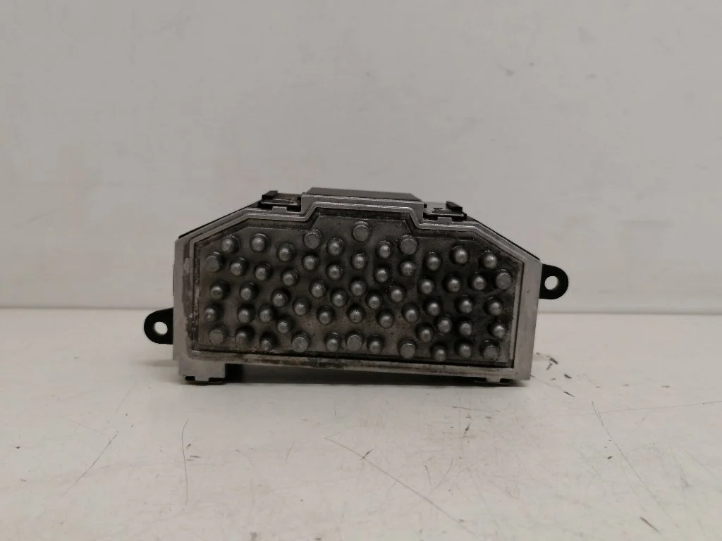 Реостат печки Audi Q7 2011 4L