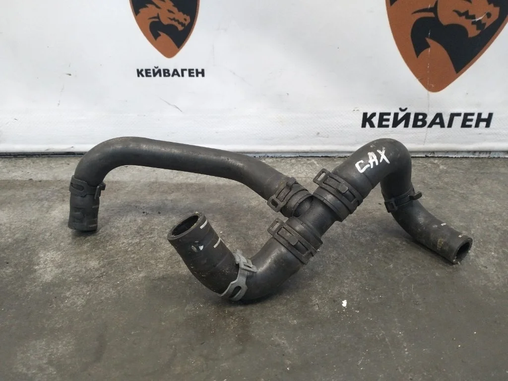 Патрубок системы охлаждения Volkswagen Golf 2008 6