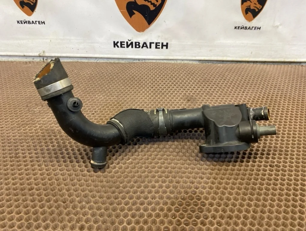 Фланец системы охлаждения Volkswagen Tiguan 2009 NF