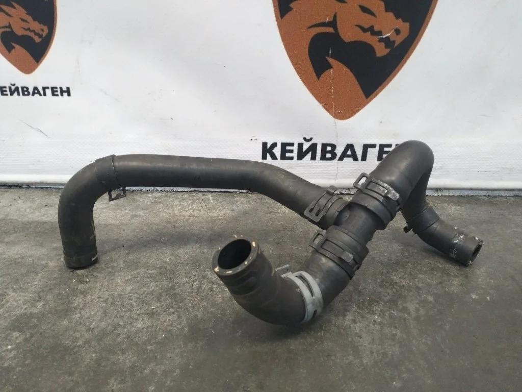 Патрубок системы охлаждения Volkswagen Jetta 2010 J6