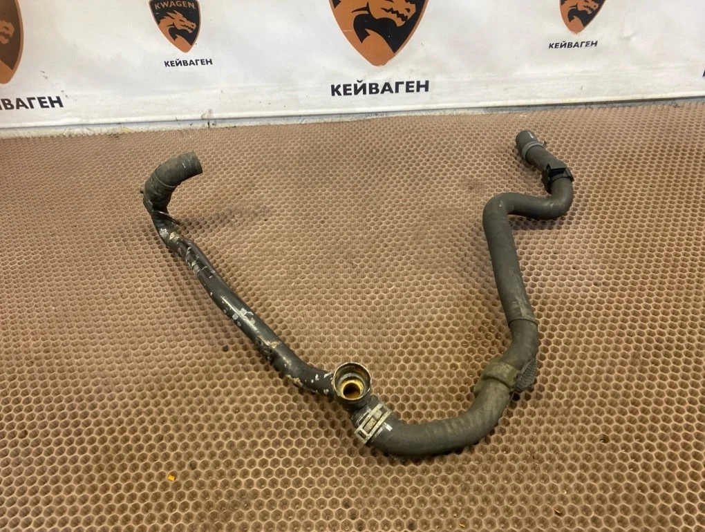 Трубка охлаждения Volkswagen Passat 2010 B6