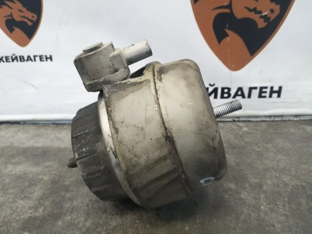 Подушка двигателя Audi A6 2009 C6