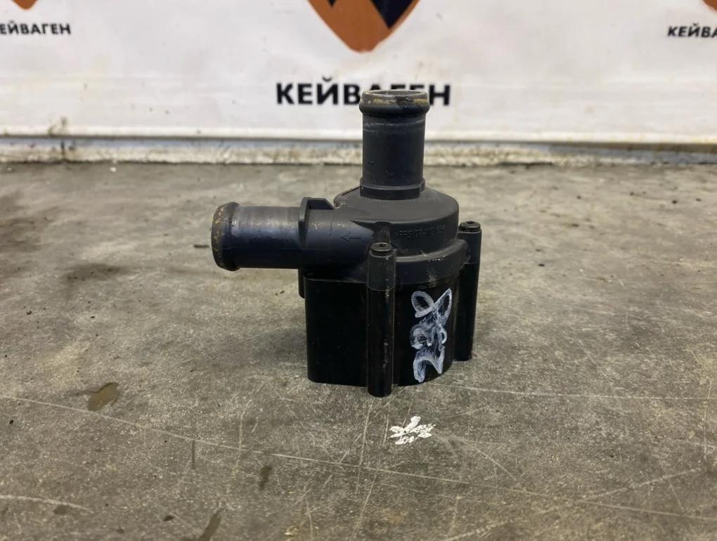 Дополнительный насос Audi A5 2017 F5