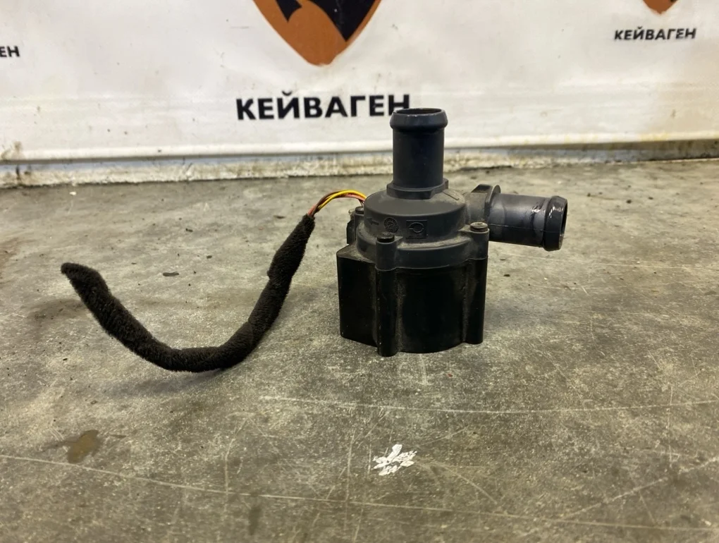 Дополнительный насос Audi S5 2018 F5