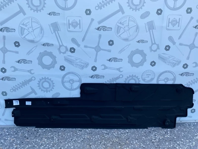 Защита днища левая Mercedes-benz W204