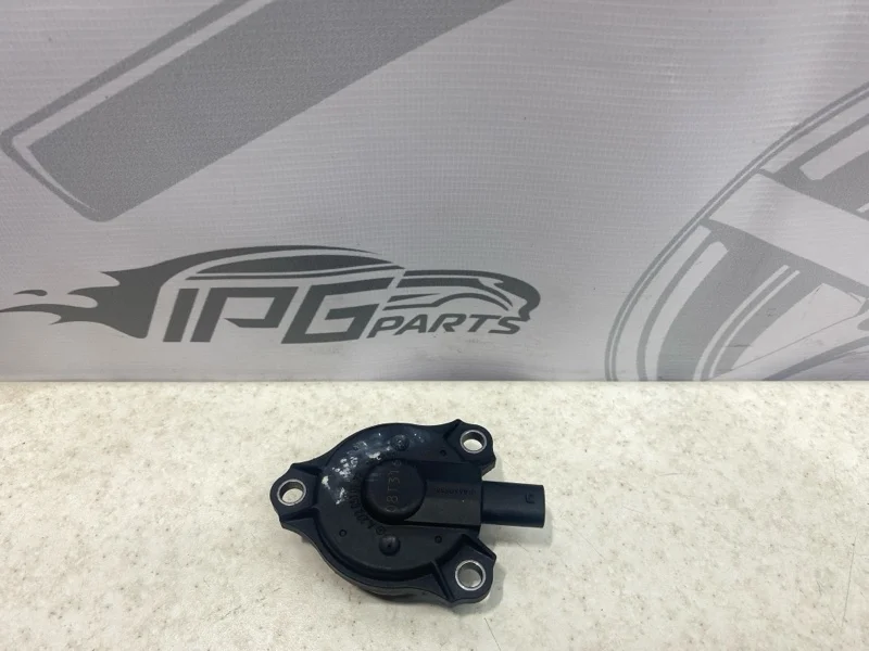 Электромагнитный датчик распредвала Mercedes-benz W221